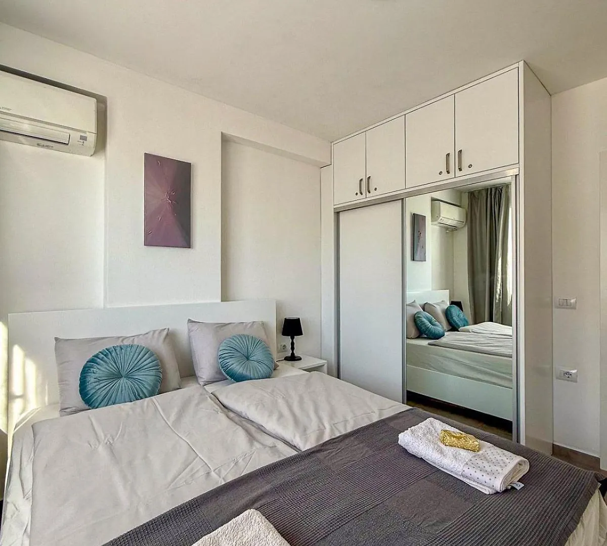 סרנדה Apartment Pavla אלבניה